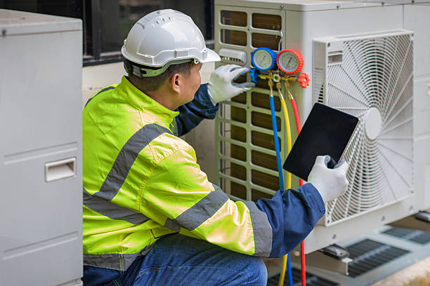 Professional Hvac technician working in Mora, MN